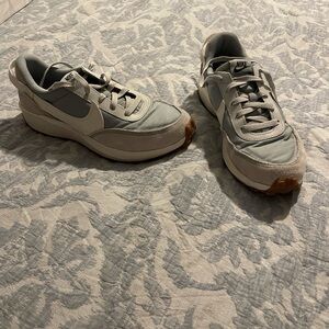 Nike Gray Mesh Sneakers